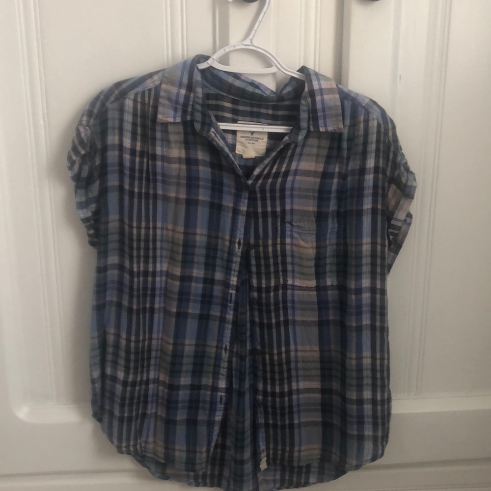 American Eagle short sleeve